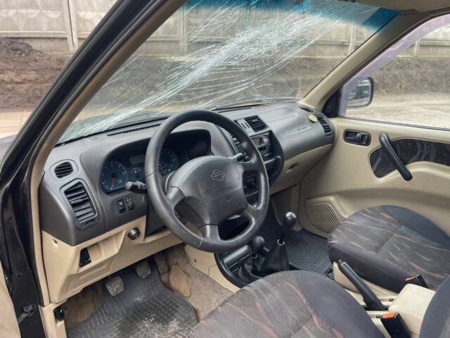 Чорний Ніссан Террано, об'ємом двигуна 2.7 л та пробігом 175 тис. км за 1600 $, фото 4 на Automoto.ua