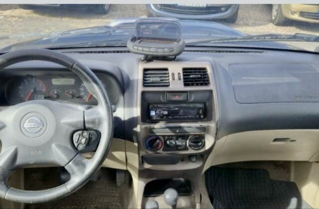 Черный Ниссан Террано, объемом двигателя 0 л и пробегом 300 тыс. км за 3399 $, фото 6 на Automoto.ua