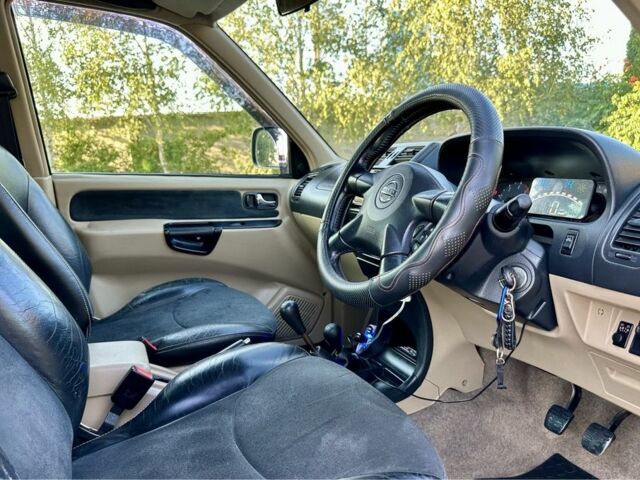 Черный Ниссан Террано, объемом двигателя 3 л и пробегом 178 тыс. км за 5000 $, фото 14 на Automoto.ua