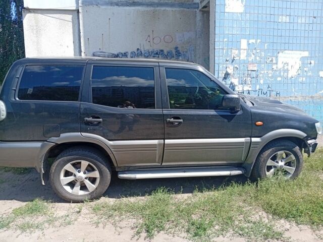 Черный Ниссан Террано, объемом двигателя 3 л и пробегом 290 тыс. км за 2300 $, фото 3 на Automoto.ua