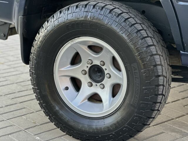 Черный Ниссан Террано, объемом двигателя 3 л и пробегом 178 тыс. км за 5000 $, фото 21 на Automoto.ua