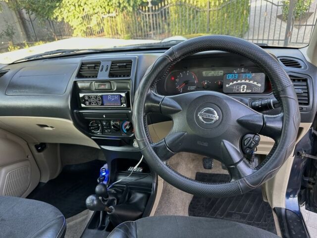 Черный Ниссан Террано, объемом двигателя 3 л и пробегом 178 тыс. км за 5000 $, фото 12 на Automoto.ua