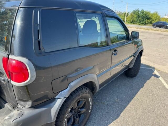 Черный Ниссан Террано, объемом двигателя 0 л и пробегом 248 тыс. км за 3000 $, фото 1 на Automoto.ua