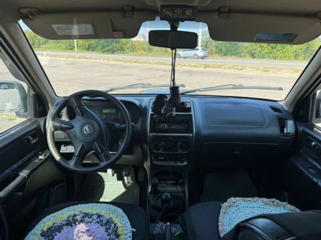 Черный Ниссан Террано, объемом двигателя 0 л и пробегом 248 тыс. км за 3000 $, фото 4 на Automoto.ua