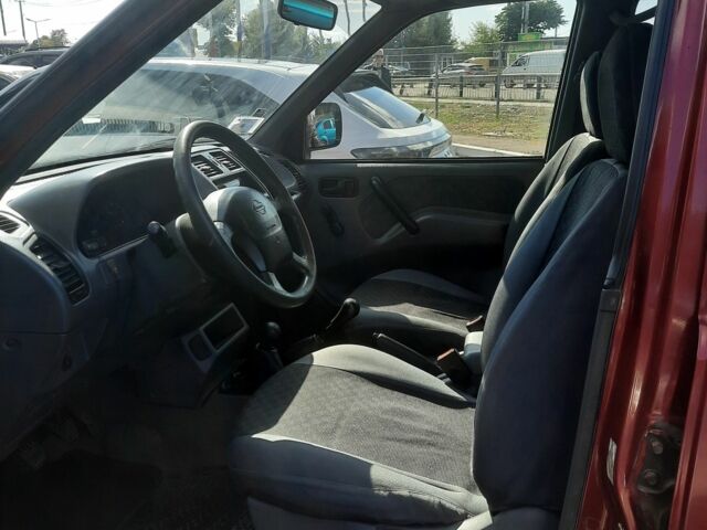 Красный Ниссан Террано, объемом двигателя 0 л и пробегом 280 тыс. км за 7800 $, фото 4 на Automoto.ua