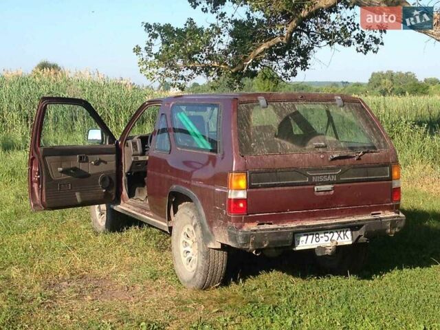 Червоний Ніссан Террано, об'ємом двигуна 2.4 л та пробігом 272 тис. км за 4900 $, фото 2 на Automoto.ua