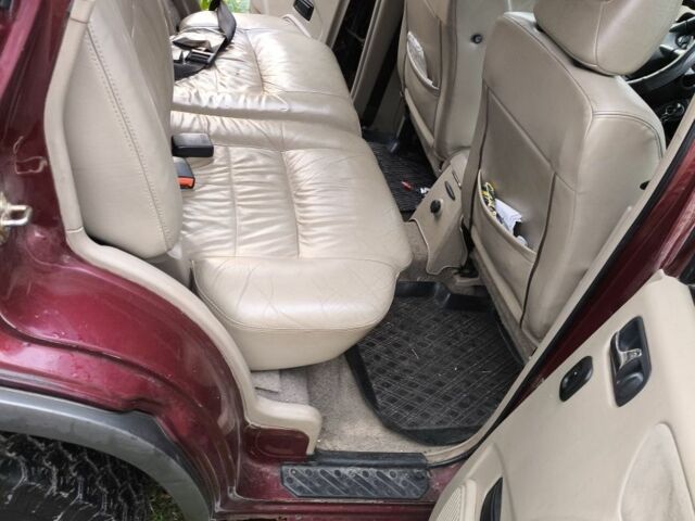 Червоний Ніссан Террано, об'ємом двигуна 3 л та пробігом 247 тис. км за 3850 $, фото 6 на Automoto.ua