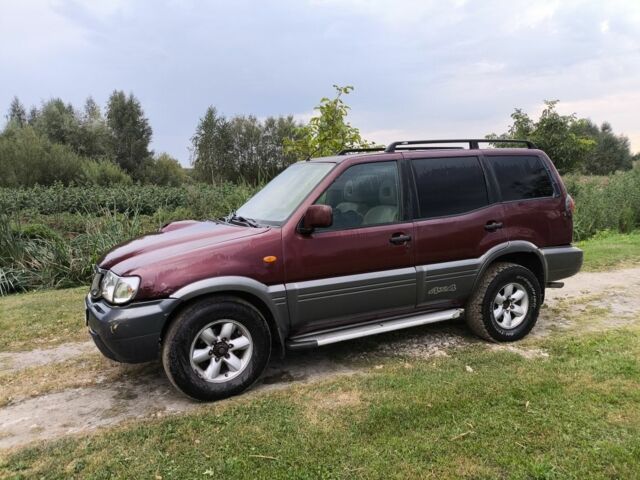 Червоний Ніссан Террано, об'ємом двигуна 3 л та пробігом 247 тис. км за 3850 $, фото 3 на Automoto.ua