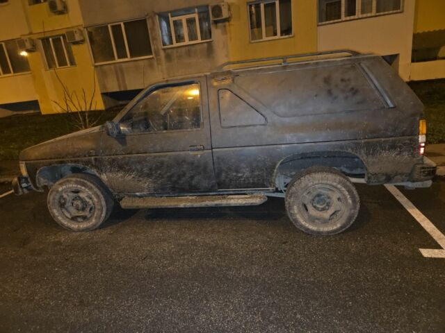 Серый Ниссан Террано, объемом двигателя 3 л и пробегом 300 тыс. км за 1200 $, фото 1 на Automoto.ua