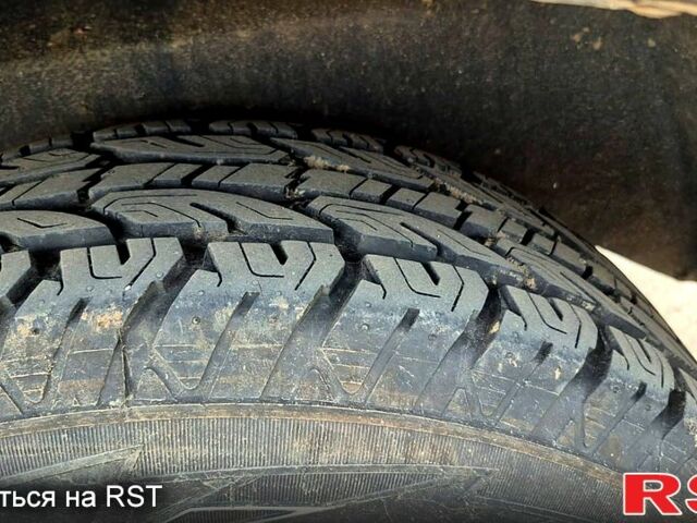 Сірий Ніссан Террано, об'ємом двигуна 2.7 л та пробігом 463 тис. км за 5600 $, фото 13 на Automoto.ua