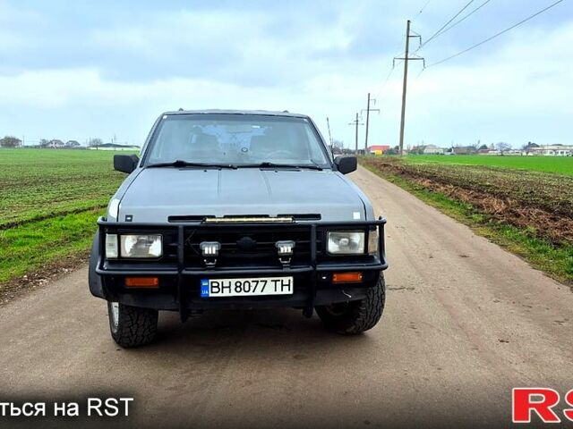 Сірий Ніссан Террано, об'ємом двигуна 2.7 л та пробігом 463 тис. км за 5600 $, фото 6 на Automoto.ua