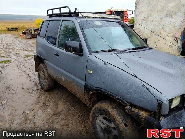 Сірий Ніссан Террано, об'ємом двигуна 2.7 л та пробігом 300 тис. км за 3000 $, фото 2 на Automoto.ua