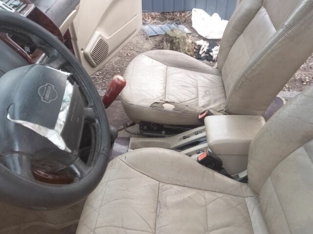 Сірий Ніссан Террано, об'ємом двигуна 0 л та пробігом 300 тис. км за 1200 $, фото 6 на Automoto.ua