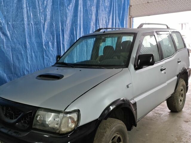 Серый Ниссан Террано, объемом двигателя 0 л и пробегом 350 тыс. км за 2882 $, фото 2 на Automoto.ua