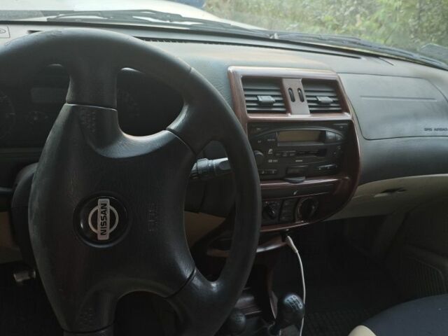 Серый Ниссан Террано, объемом двигателя 0 л и пробегом 350 тыс. км за 2882 $, фото 3 на Automoto.ua