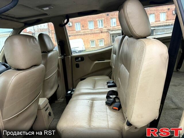 Сірий Ніссан Террано, об'ємом двигуна 2.7 л та пробігом 286 тис. км за 2600 $, фото 7 на Automoto.ua