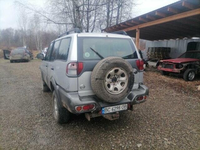 Сірий Ніссан Террано, об'ємом двигуна 2.7 л та пробігом 280 тис. км за 3750 $, фото 5 на Automoto.ua