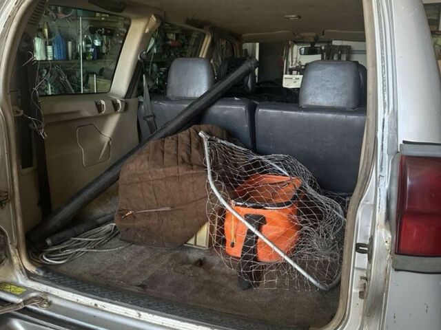 Сірий Ніссан Террано, об'ємом двигуна 2.7 л та пробігом 300 тис. км за 2624 $, фото 5 на Automoto.ua