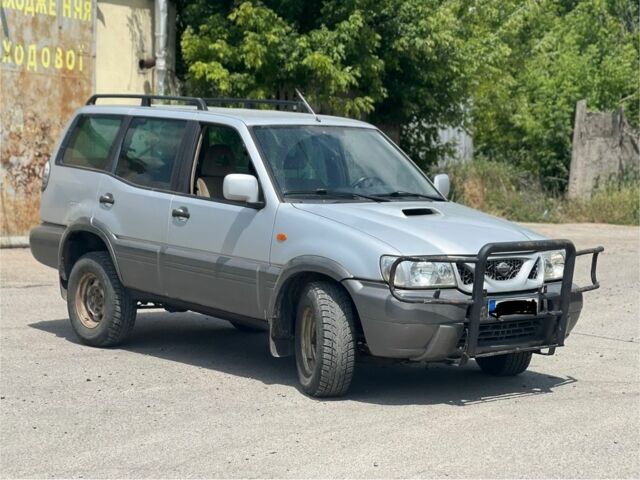 Сірий Ніссан Террано, об'ємом двигуна 3 л та пробігом 400 тис. км за 2700 $, фото 1 на Automoto.ua