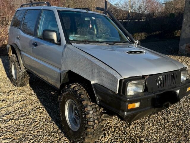 Сірий Ніссан Террано, об'ємом двигуна 2.7 л та пробігом 500 тис. км за 3900 $, фото 2 на Automoto.ua