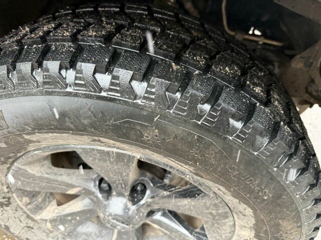 Сірий Ніссан Террано, об'ємом двигуна 3 л та пробігом 200 тис. км за 2500 $, фото 4 на Automoto.ua