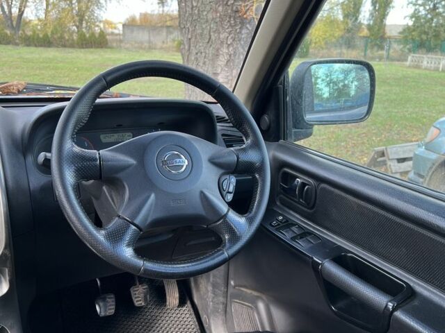 Серый Ниссан Террано, объемом двигателя 2.7 л и пробегом 220 тыс. км за 2999 $, фото 6 на Automoto.ua