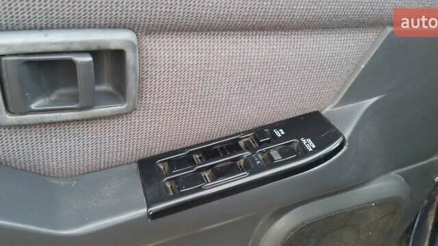 Синий Ниссан Террано, объемом двигателя 2.37 л и пробегом 360 тыс. км за 4500 $, фото 13 на Automoto.ua