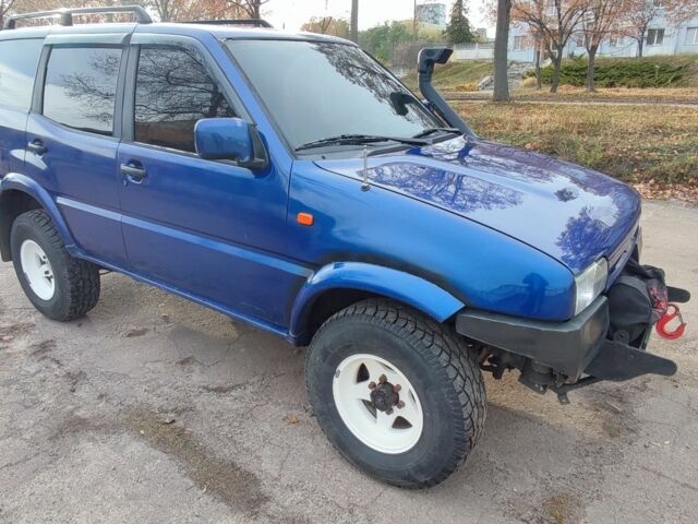 Синій Ніссан Террано, об'ємом двигуна 2.7 л та пробігом 280 тис. км за 5000 $, фото 2 на Automoto.ua