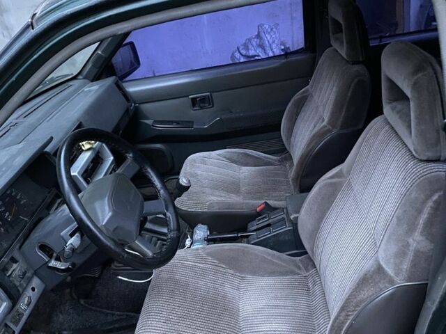 Зелений Ніссан Террано, об'ємом двигуна 2.7 л та пробігом 2 тис. км за 3800 $, фото 2 на Automoto.ua