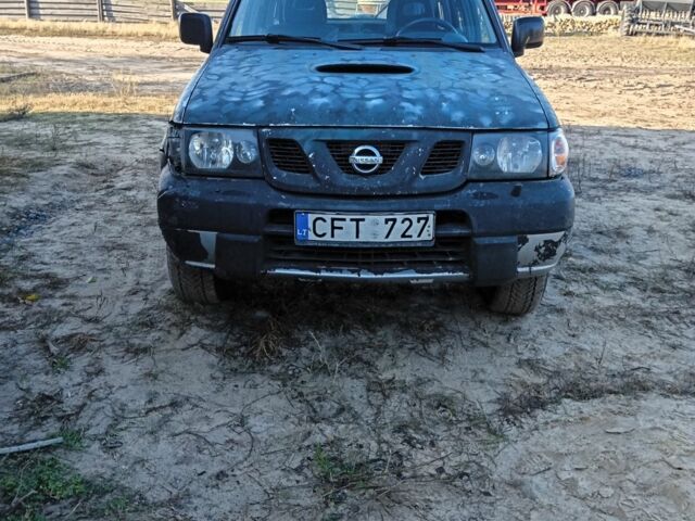 Зелений Ніссан Террано, об'ємом двигуна 0 л та пробігом 280 тис. км за 2000 $, фото 5 на Automoto.ua