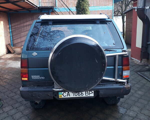 Зеленый Ниссан Террано, объемом двигателя 3 л и пробегом 260 тыс. км за 4600 $, фото 15 на Automoto.ua