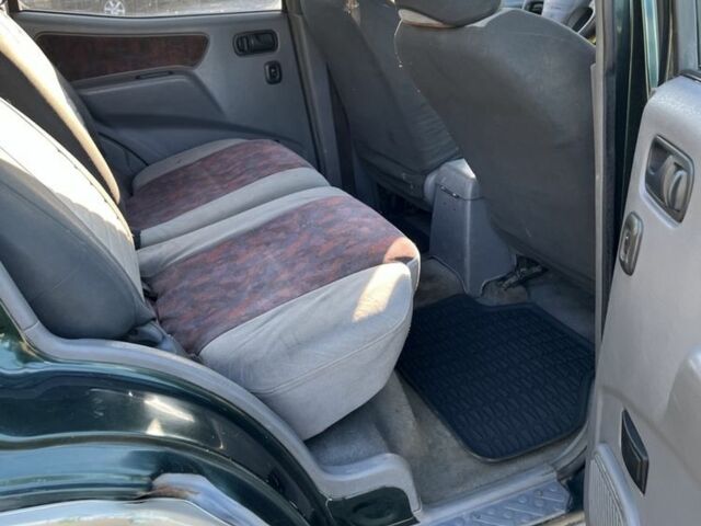 Зеленый Ниссан Террано, объемом двигателя 2.7 л и пробегом 300 тыс. км за 3100 $, фото 10 на Automoto.ua