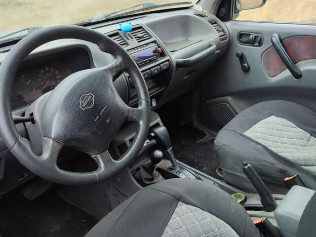 Зелений Ніссан Террано, об'ємом двигуна 2.7 л та пробігом 325 тис. км за 3000 $, фото 6 на Automoto.ua