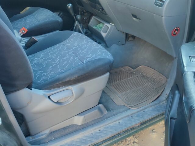 Зелений Ніссан Террано, об'ємом двигуна 2.7 л та пробігом 325 тис. км за 3000 $, фото 14 на Automoto.ua