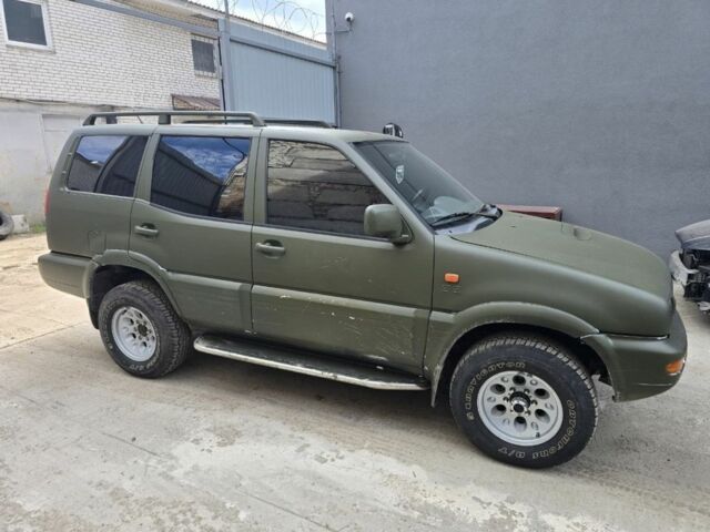 Зеленый Ниссан Террано, объемом двигателя 2.7 л и пробегом 248 тыс. км за 6600 $, фото 1 на Automoto.ua