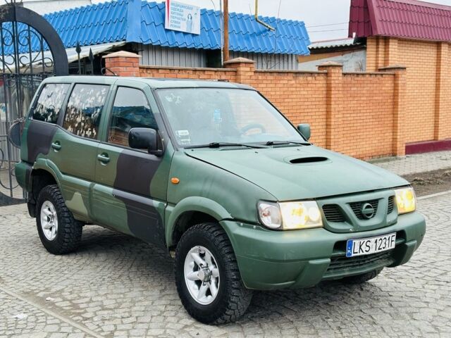 Зеленый Ниссан Террано, объемом двигателя 2.7 л и пробегом 270 тыс. км за 3100 $, фото 8 на Automoto.ua