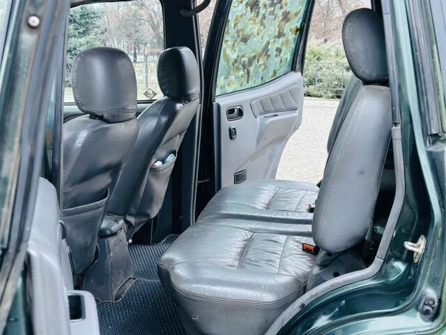 Зеленый Ниссан Террано, объемом двигателя 2.7 л и пробегом 270 тыс. км за 3100 $, фото 13 на Automoto.ua