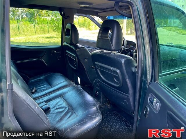 Зеленый Ниссан Террано, объемом двигателя 3 л и пробегом 316 тыс. км за 3000 $, фото 7 на Automoto.ua