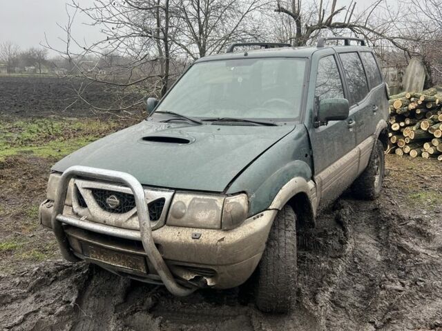 Зеленый Ниссан Террано, объемом двигателя 0 л и пробегом 240 тыс. км за 996 $, фото 1 на Automoto.ua