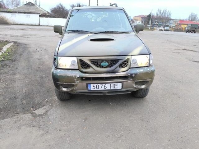 Зелений Ніссан Террано, об'ємом двигуна 2.7 л та пробігом 200 тис. км за 2850 $, фото 2 на Automoto.ua