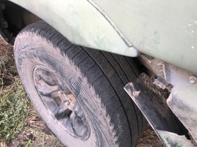 Зелений Ніссан Террано, об'ємом двигуна 2.7 л та пробігом 220 тис. км за 1183 $, фото 3 на Automoto.ua