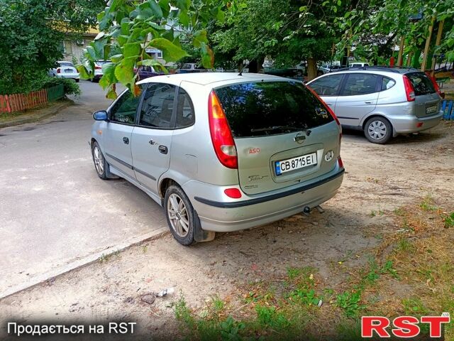 Серый Ниссан Тино, объемом двигателя 1.8 л и пробегом 315 тыс. км за 3200 $, фото 2 на Automoto.ua