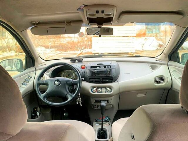 Серый Ниссан Тино, объемом двигателя 18 л и пробегом 300 тыс. км за 3200 $, фото 4 на Automoto.ua