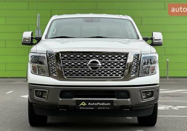 Білий Ніссан Титан, об'ємом двигуна 5.55 л та пробігом 28 тис. км за 41000 $, фото 2 на Automoto.ua