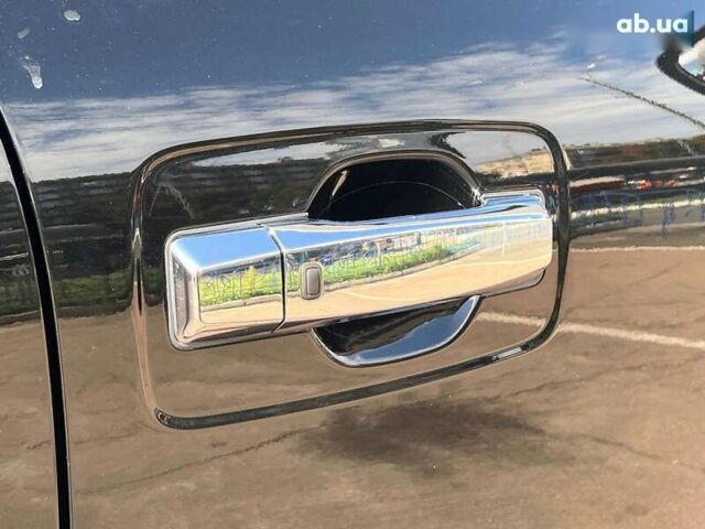 Черный Ниссан Титан, объемом двигателя 5.6 л и пробегом 69 тыс. км за 39999 $, фото 28 на Automoto.ua