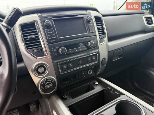 Чорний Ніссан Титан, об'ємом двигуна 5 л та пробігом 79 тис. км за 52000 $, фото 11 на Automoto.ua