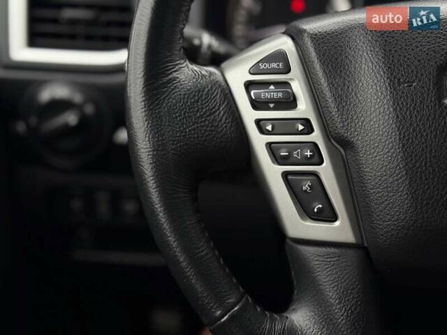 Черный Ниссан Титан, объемом двигателя 5.56 л и пробегом 160 тыс. км за 29999 $, фото 28 на Automoto.ua