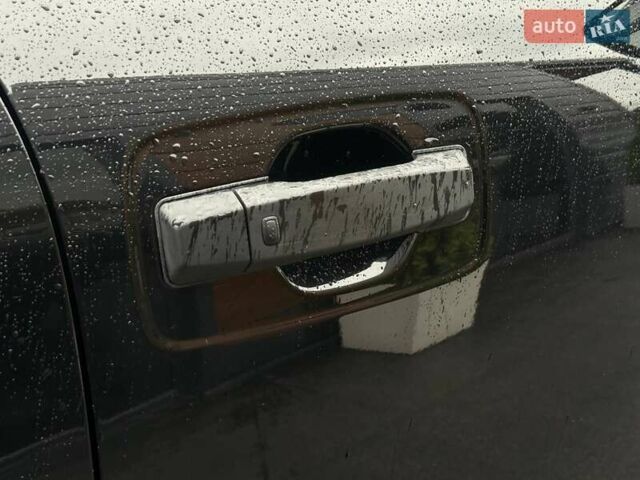 Черный Ниссан Титан, объемом двигателя 5.56 л и пробегом 160 тыс. км за 29999 $, фото 56 на Automoto.ua