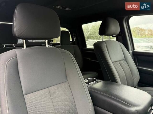 Черный Ниссан Титан, объемом двигателя 5.56 л и пробегом 160 тыс. км за 29999 $, фото 64 на Automoto.ua