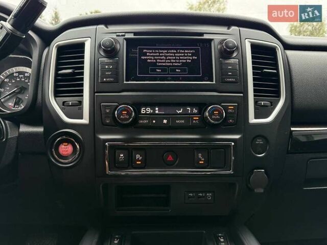 Черный Ниссан Титан, объемом двигателя 5.56 л и пробегом 160 тыс. км за 29999 $, фото 33 на Automoto.ua